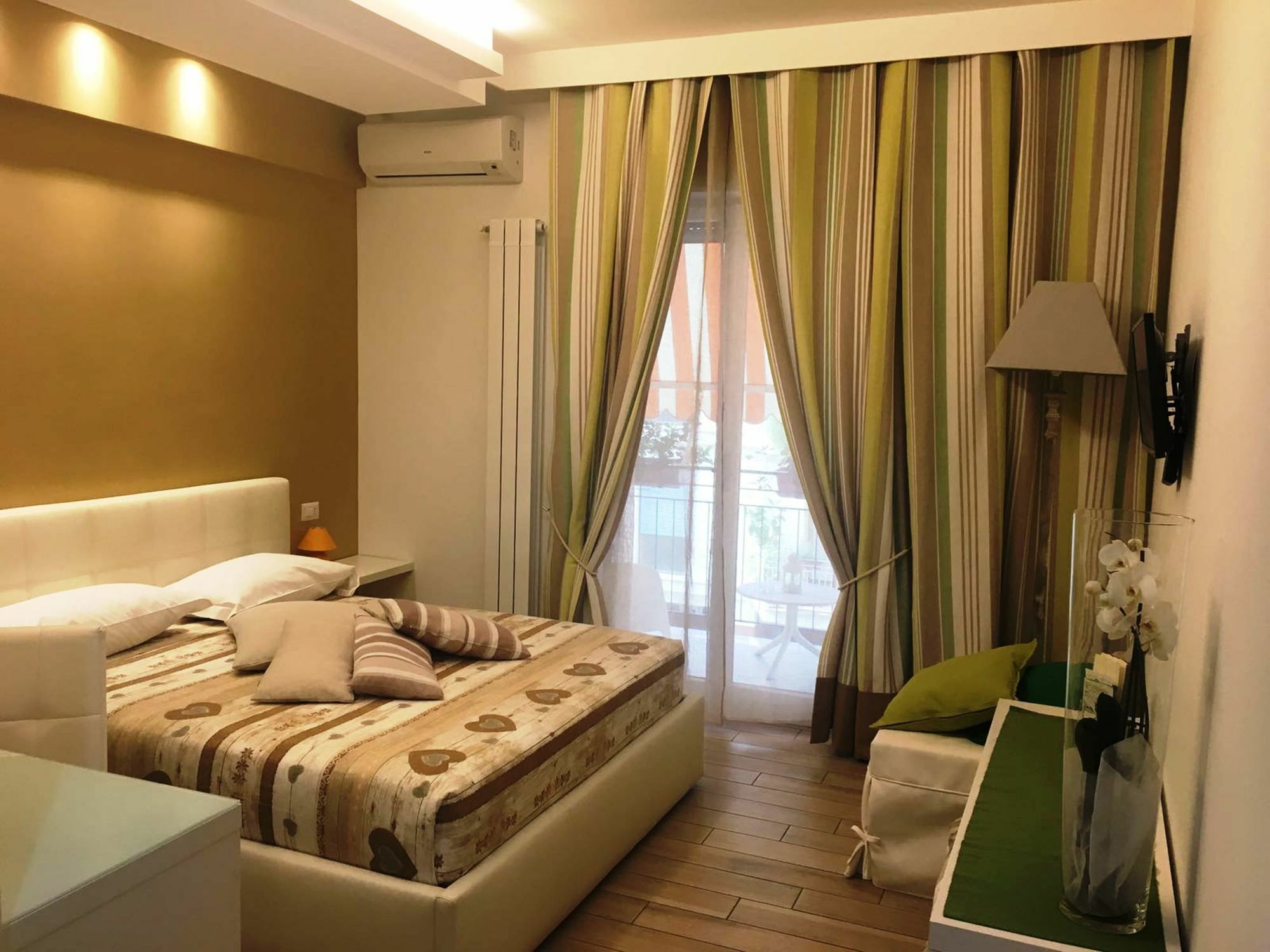Al Parco Verde B&B Sorrento Bagian luar foto